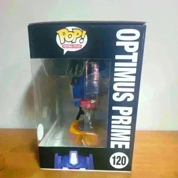 Funko pop transformers optimus prime lights and sound funko exclusive large pop - Picture 6 of 6